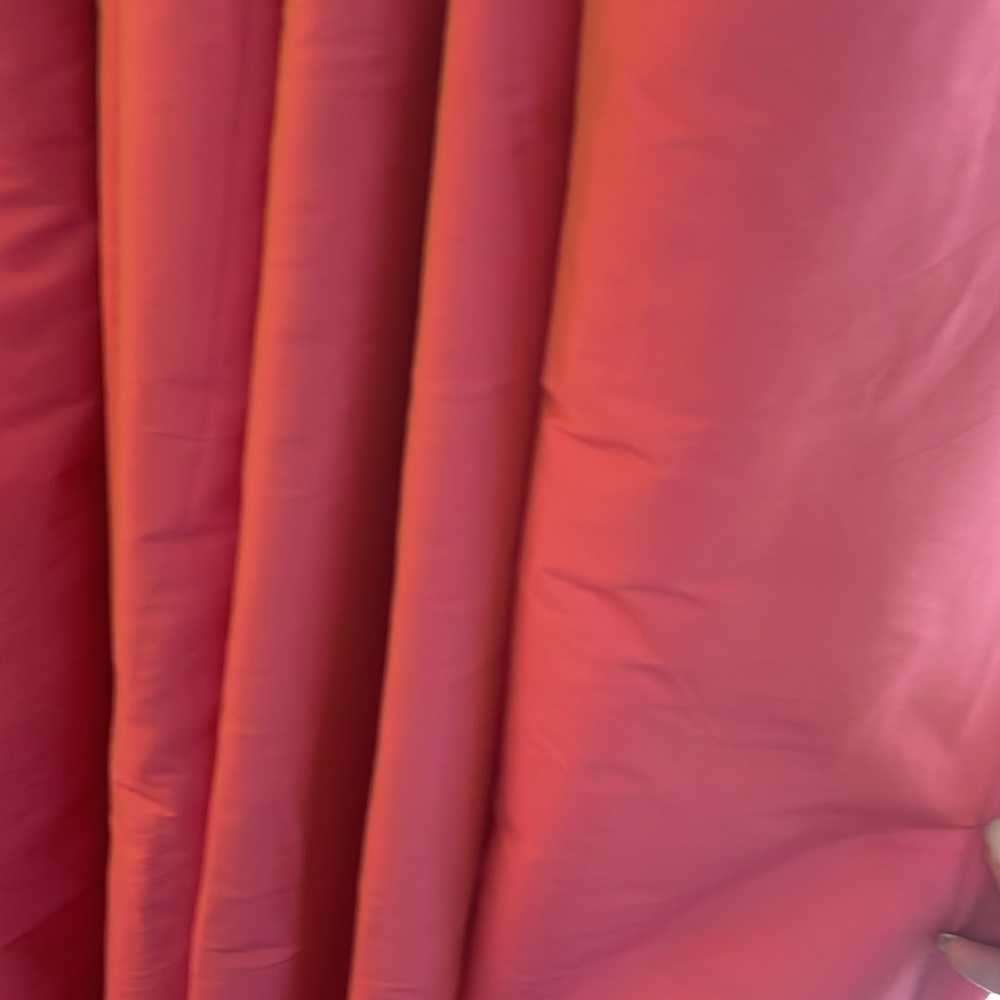 Pink silk drapery panels - Picture 4 of 6